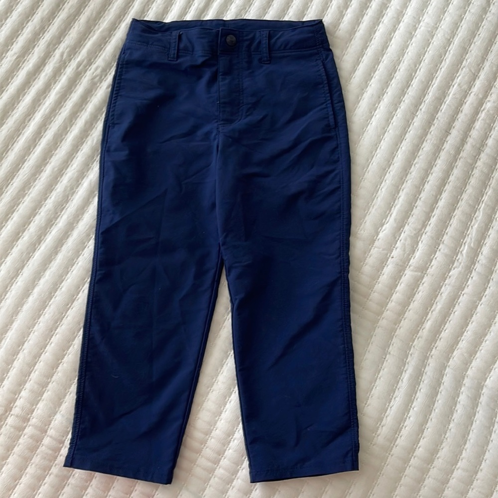 Under Armour youth pants. Size 4y Nylon/polyester